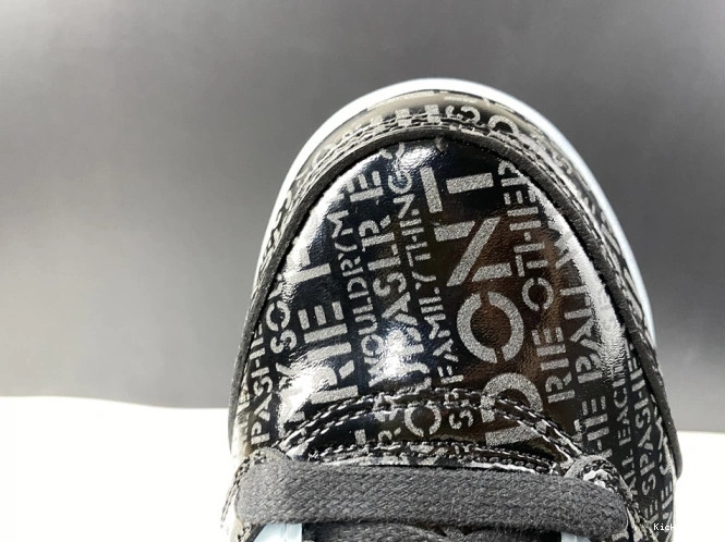 Kick Theory 633068-010 5 AIR Retro Doernbecher Jordan 0814